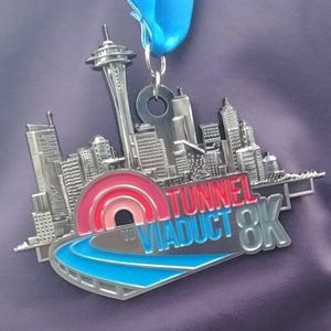 Meet your Posher, Thea